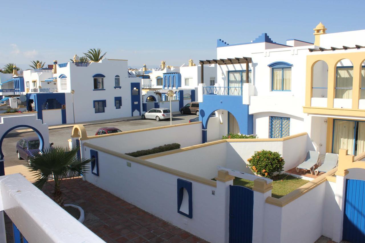 Apartamentos El Minarete Рокетас-де-Мар Экстерьер фото